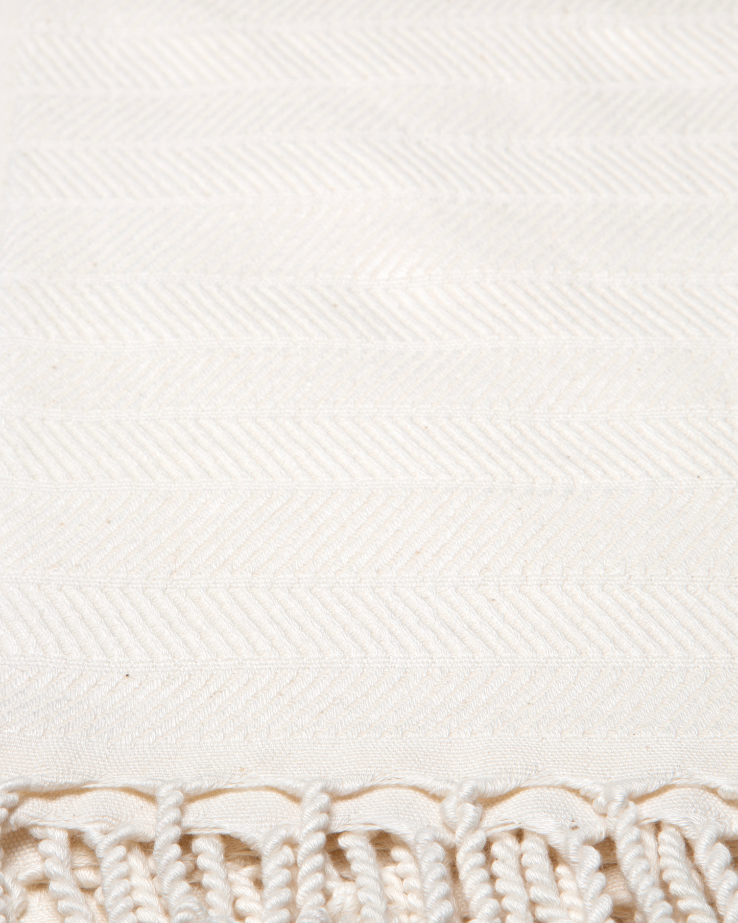 ILVA Turkish Hammam Towel, Spa & Sauna Towel / Made of Bamboo and Cotton - White