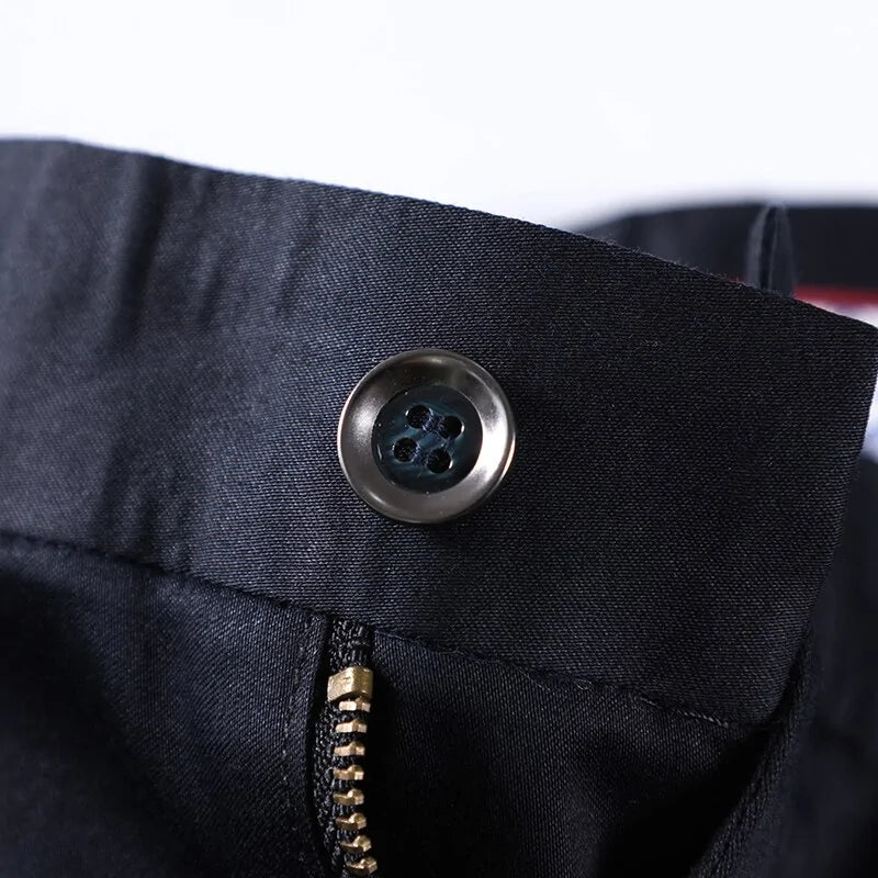 Elastische Seidenhose im Slim Fit