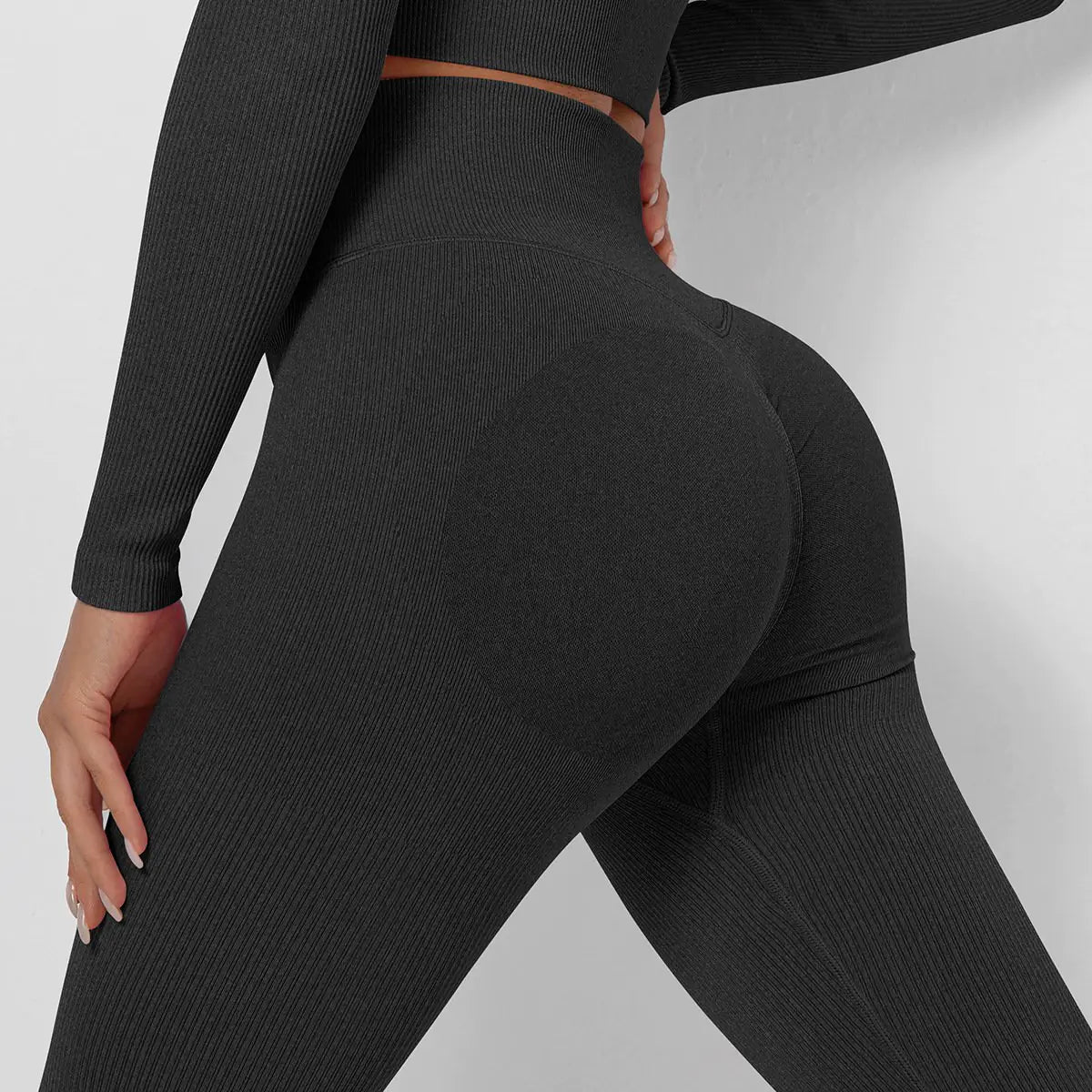 Seamless Knitted Moisture-Wicking Yoga Pants