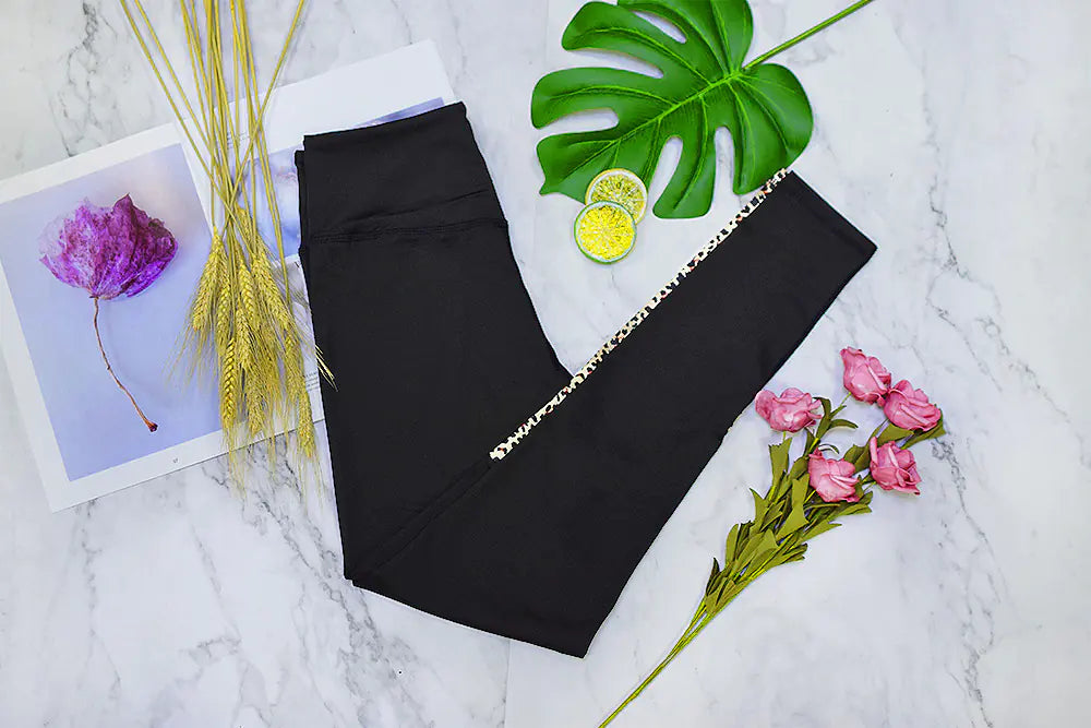 New Women's Leopard Print Yoga Set for Fitness