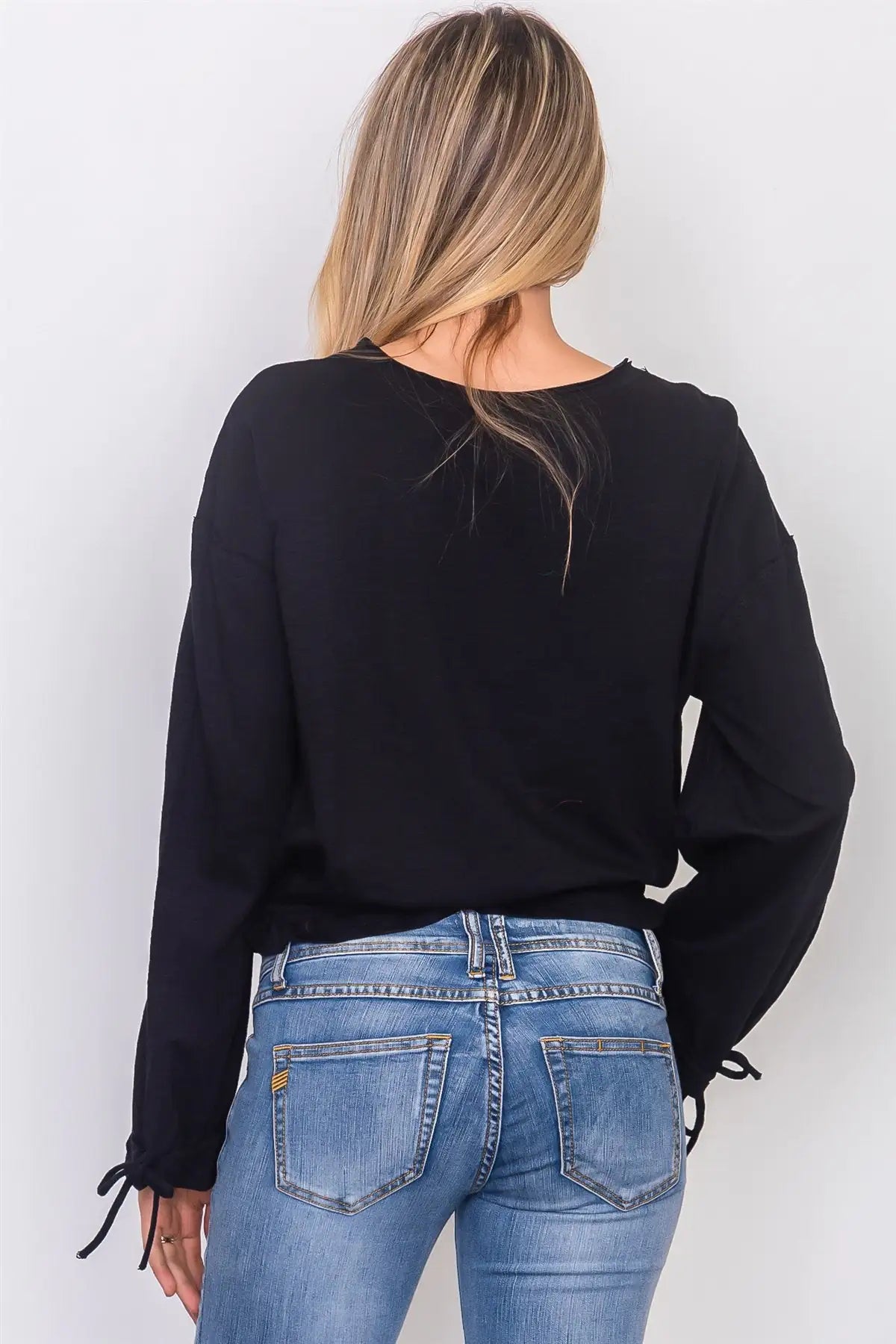 Top con cordón -Negro