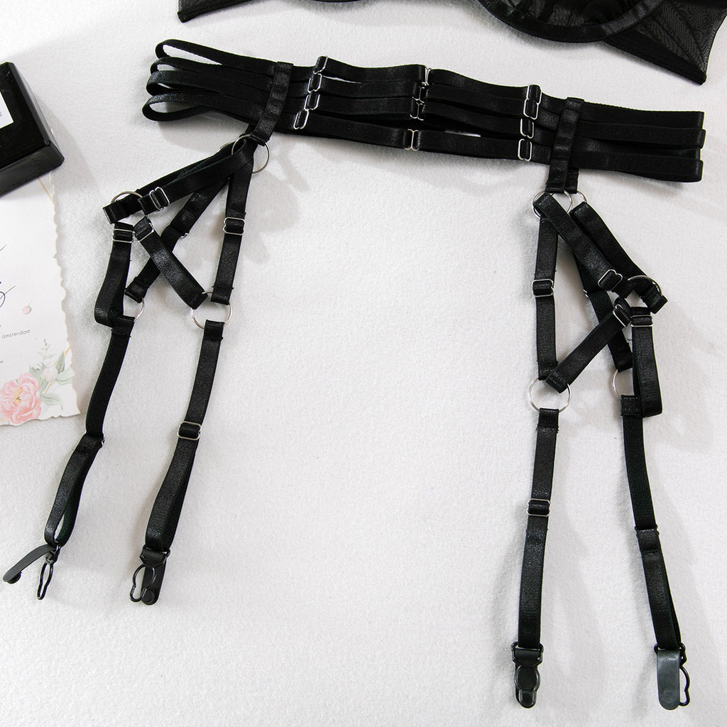 Wholesale Black Modern Bra and Panties Set with Garter garter Details