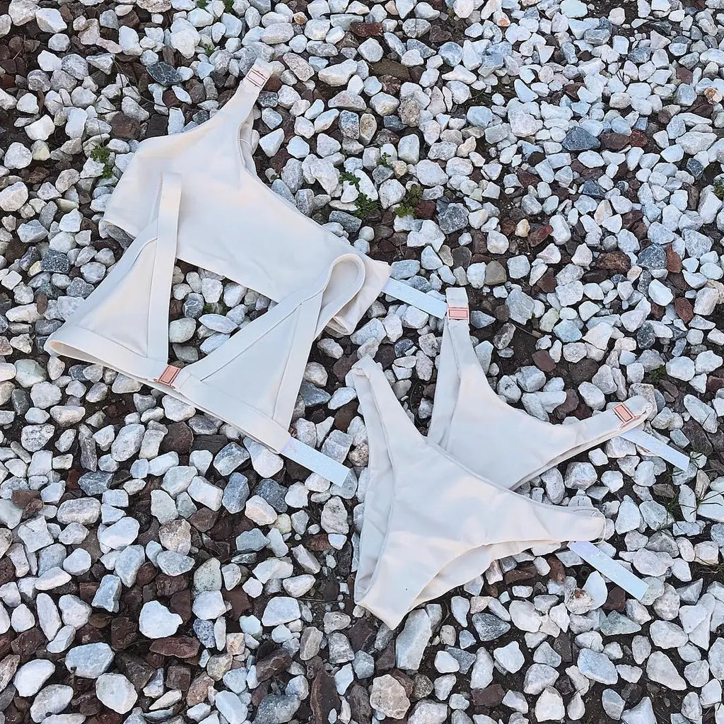 Women's One-Shoulder Solid Color Bikini Swimsuit