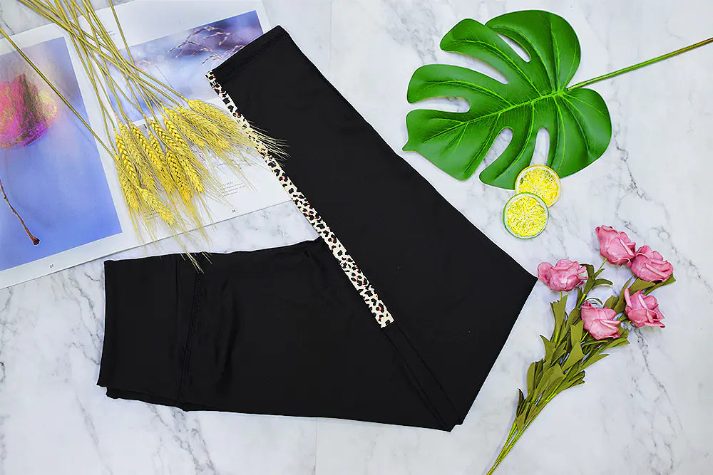 New Women's Leopard Print Yoga Set for Fitness