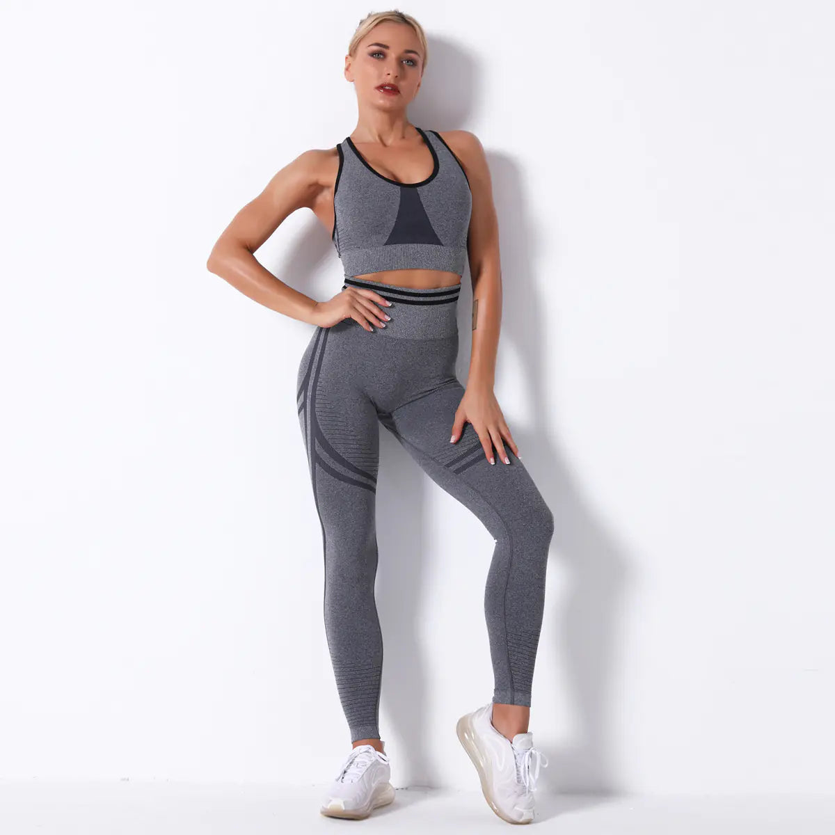 Seamless Knit Butt-Lifting Yoga Pants Set for Women