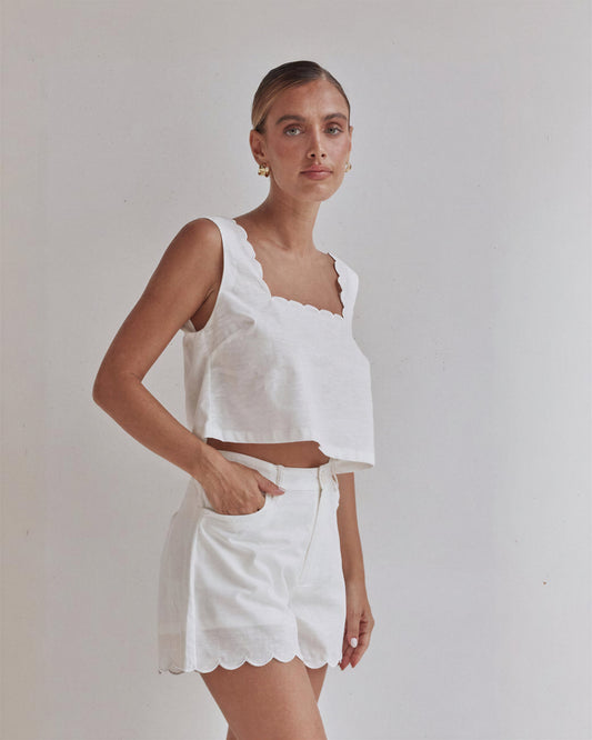 White Linen Crop Top with Scalloped Hem – Minimal & Elegant