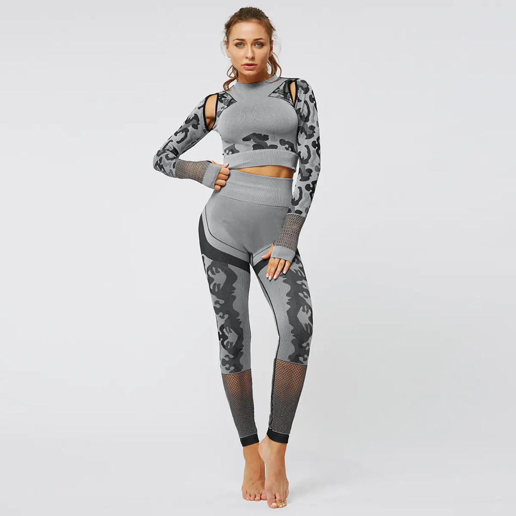Camouflage Hollow Yoga Set with Seamless Leggings