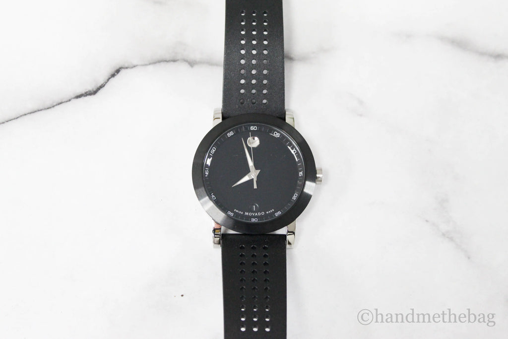 Reloj Movado Museum Sport con esfera negra y correa de silicona negra