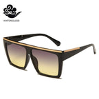Breite, groovige Sonnenbrille aus Kunststoff für Damen