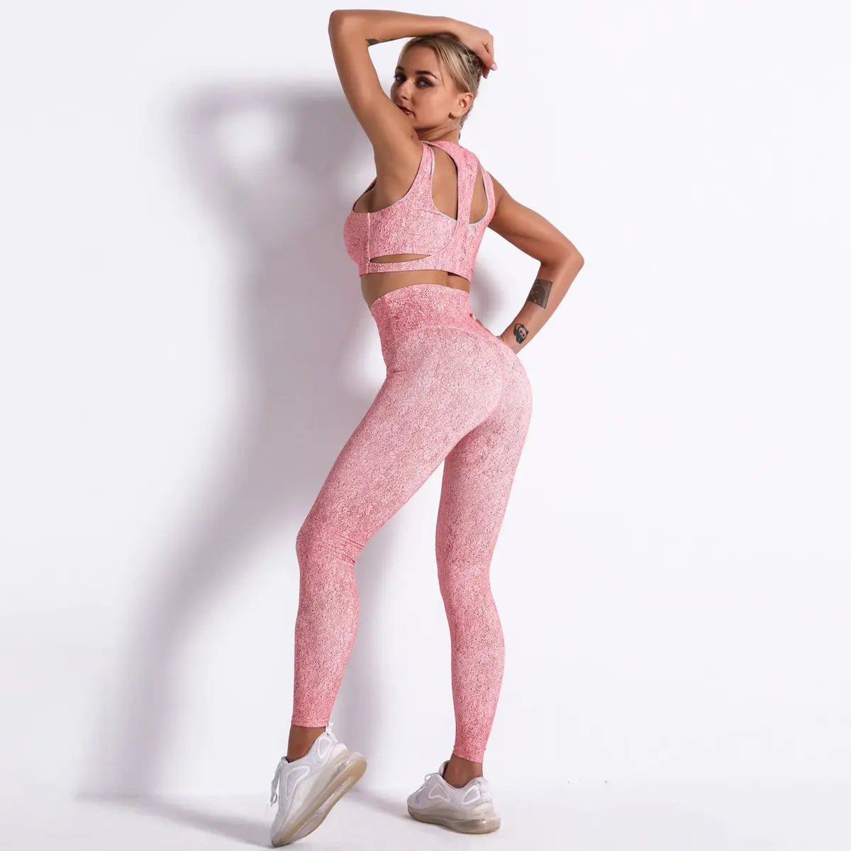 Seamless Hollow Peach Butt Yoga Pants & Bra Set